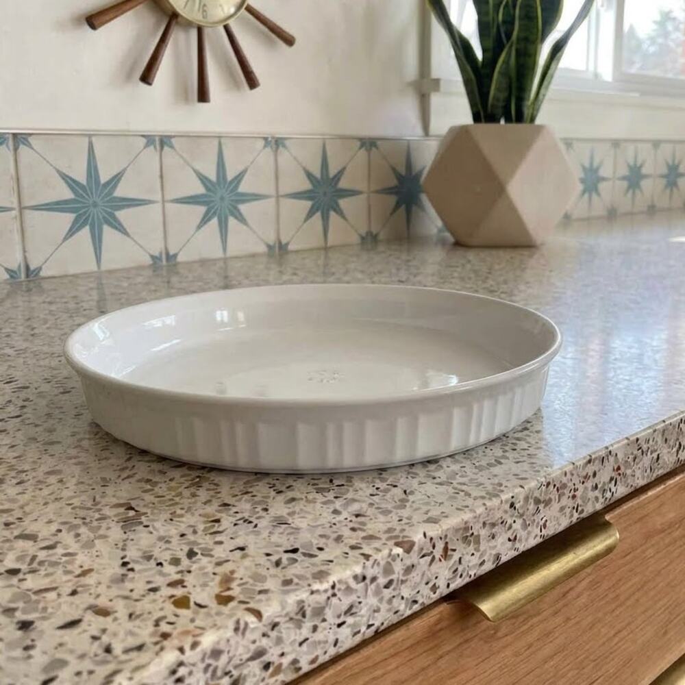 Vintage Corning Ware French White F-3-B 10 Inch Quiche Pie Pan